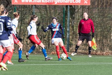 Bild 30 - wBJ HSV - F Holstein Kiel : Ergebnis: 0:6